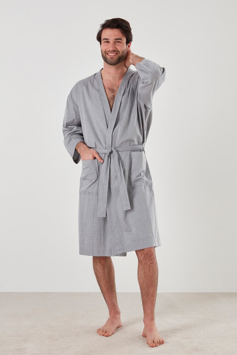 Clooney Robe