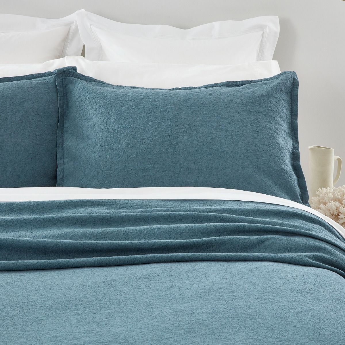 Portofino Bedspread Set