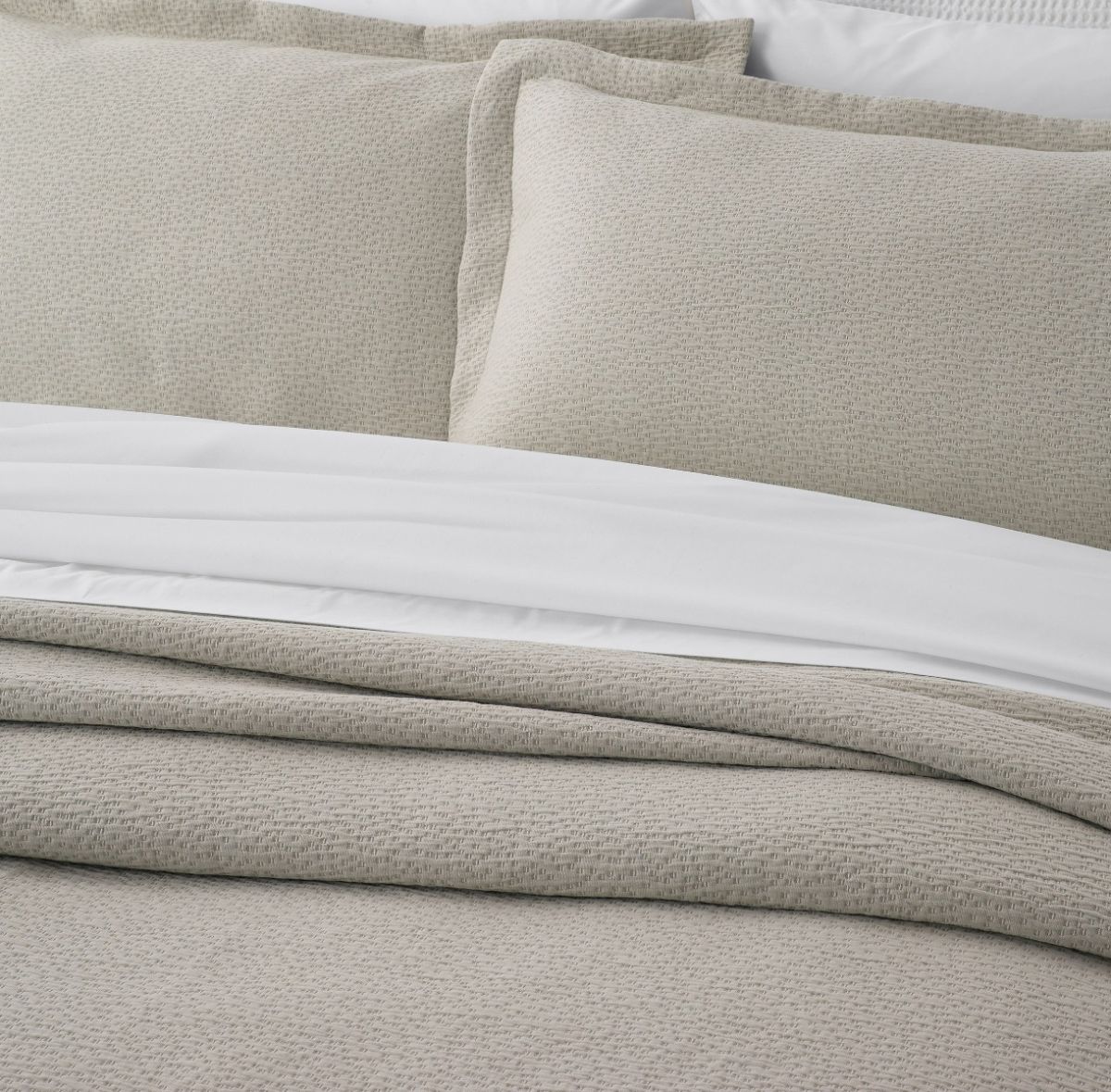 Porto Bedspread Set