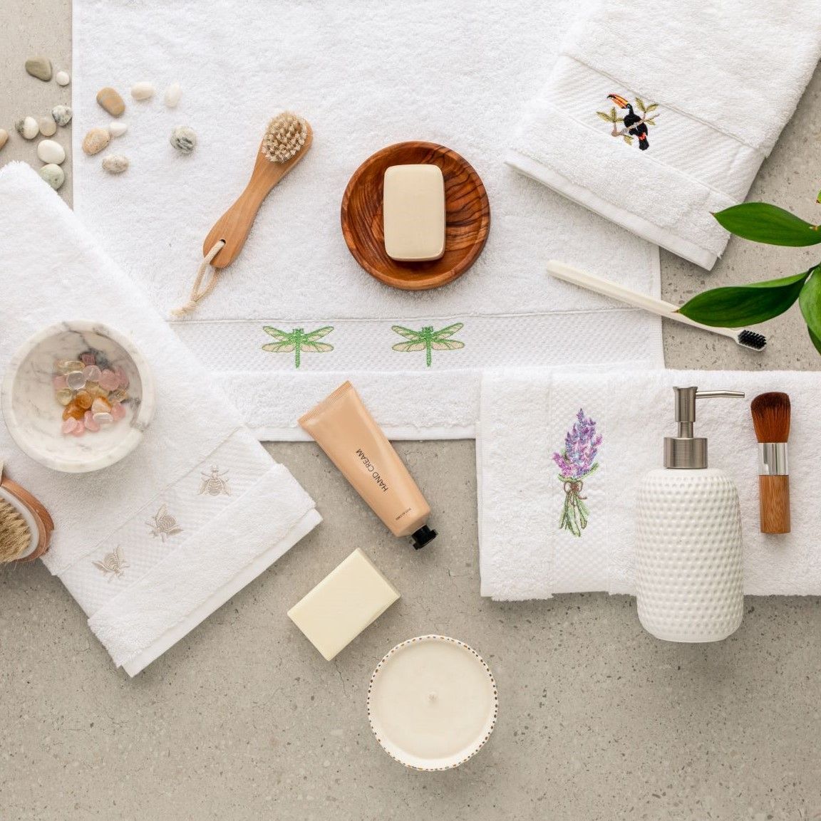 Embroidered Towel Gift Set